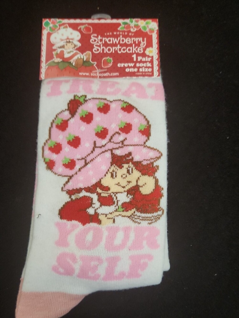 Strawberry Shortcake Shirt, 2 Lip Oil Set, 5 Pack Sheet Masks& 1 Pair Of Socks - Picture 3 of 9